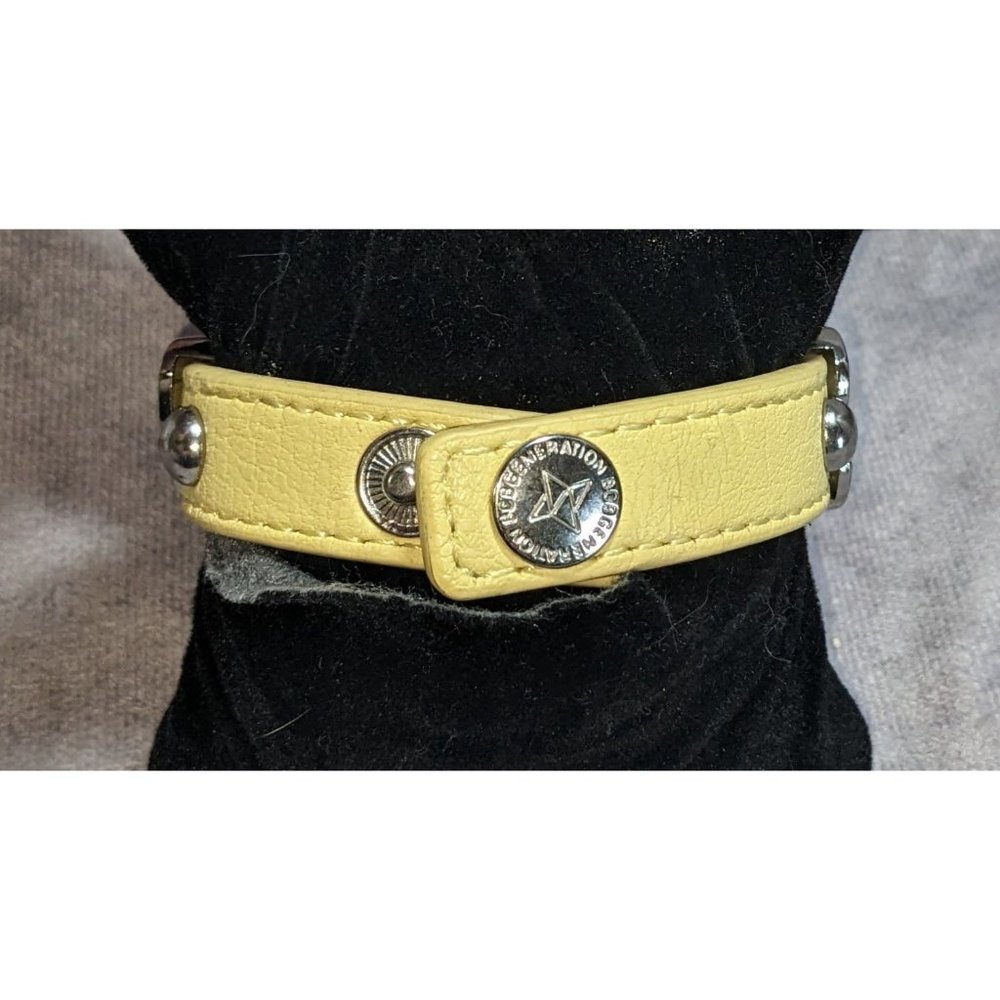 BCBGeneration Sweet Leather Bracelet - Picture 8 of 8